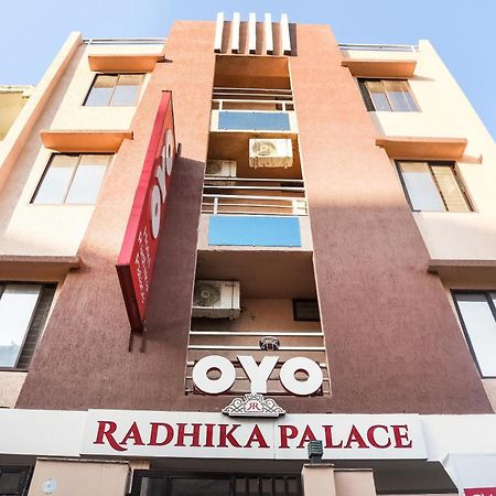 Hotel O Radhika Palace Bhopal Buitenkant foto