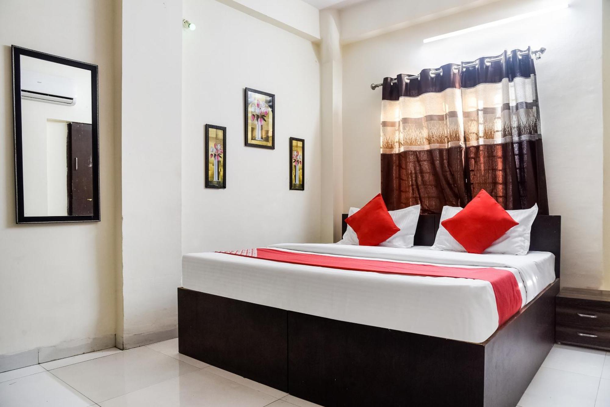 Hotel O Radhika Palace Bhopal Buitenkant foto