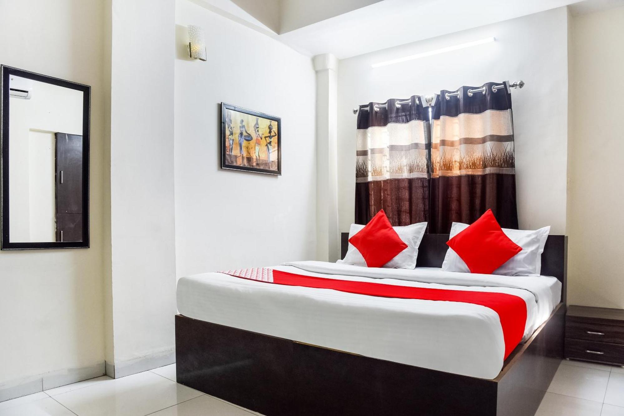 Hotel O Radhika Palace Bhopal Buitenkant foto