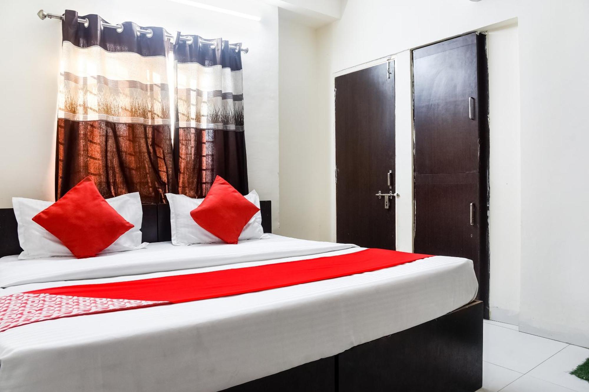 Hotel O Radhika Palace Bhopal Buitenkant foto